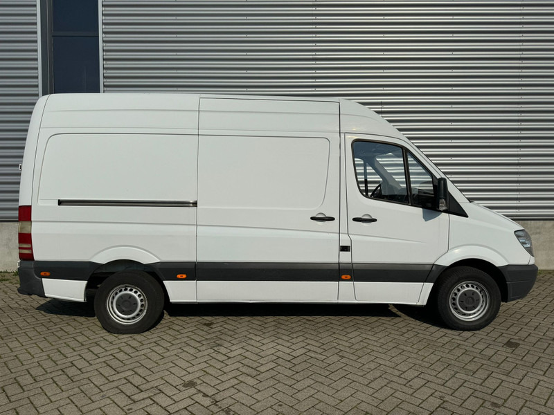 Fourgon utilitaire Mercedes-Benz Sprinter 313 / Euro 5 / Klima / Belgium Van: photos 12
