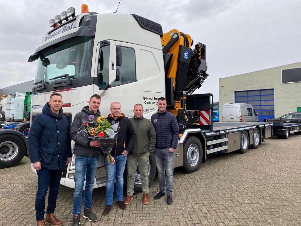 Used Truck Point BV - Camions VOLVO - Les Pays-Bas, 8x2, Euro 6 undefined: photos 16