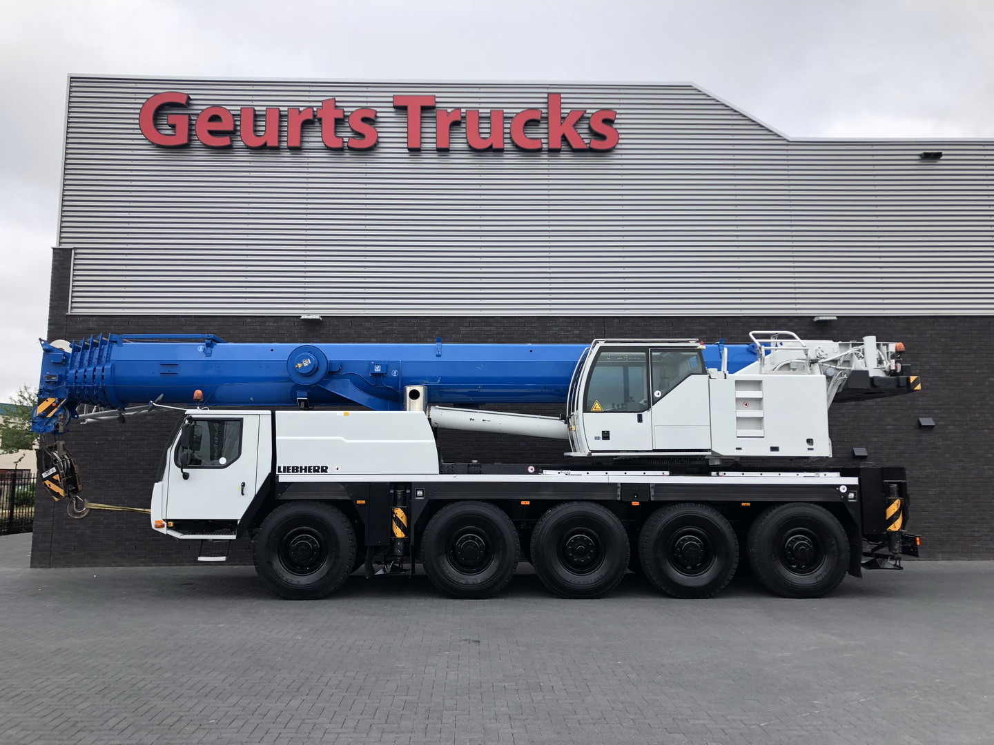 Geurts Trucks B.V. - Tracteurs routiers MERCEDES-BENZ undefined: photos 27