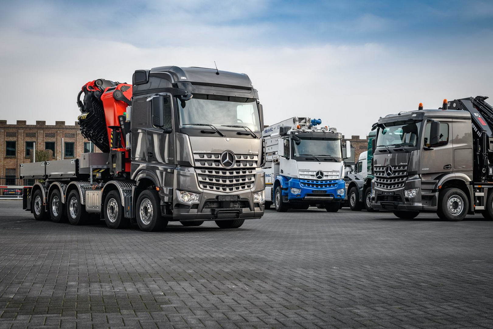 Geurts Trucks B.V. - Tracteurs routiers MERCEDES-BENZ undefined: photos 2