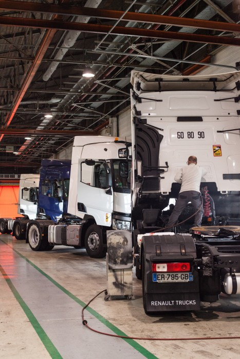 Renault Trucks France - Camions RENAULT - Année: 2013 undefined: photos 11
