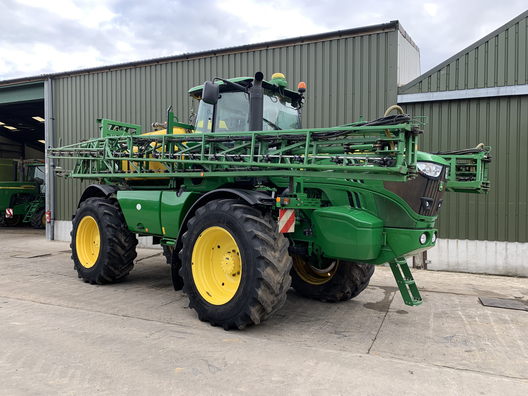 J R Firby LTD - Engins de chantier undefined: photos 4