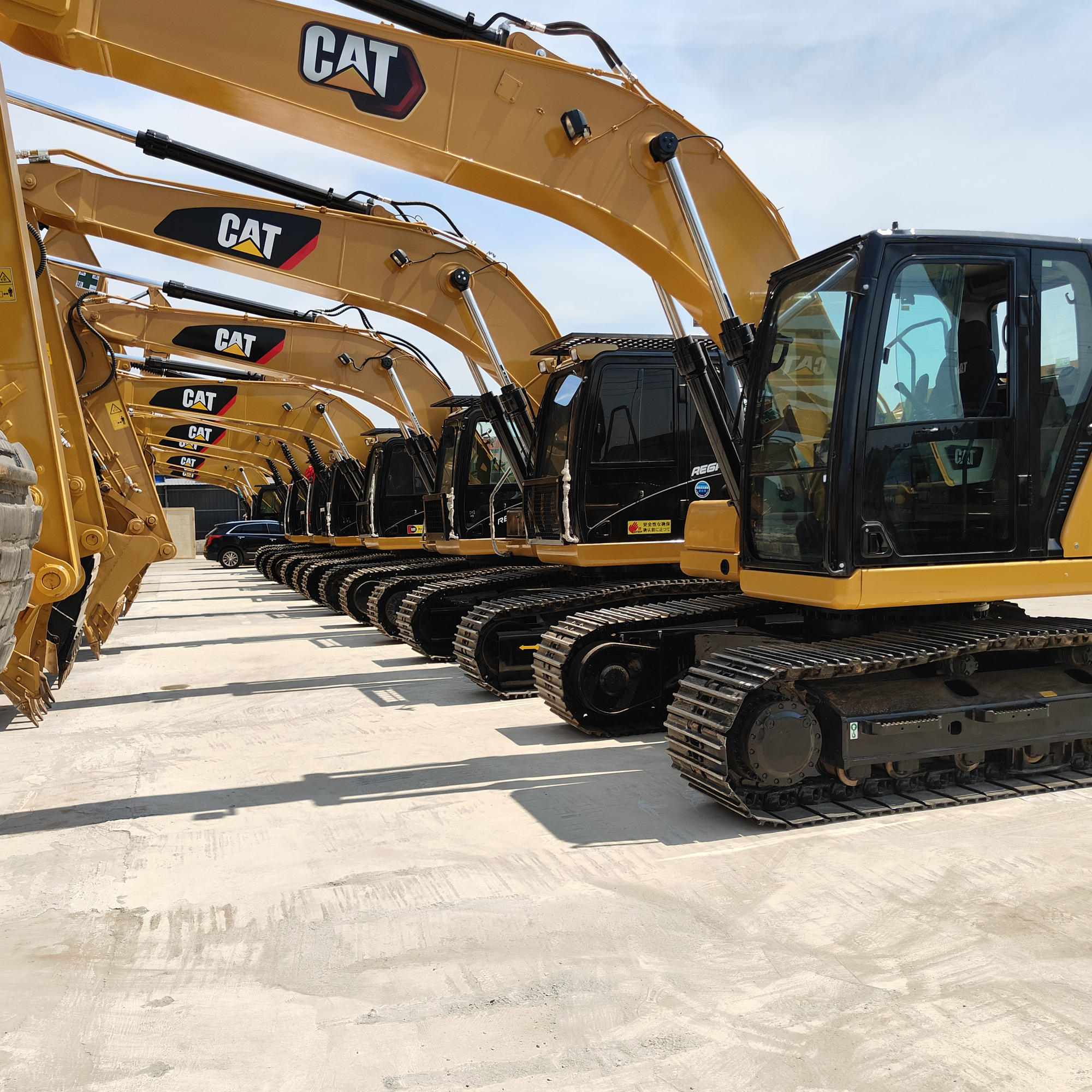 ZM Machinery Co., Ltd. - Engins de chantier CATERPILLAR - Année: 2020 undefined: photos 2