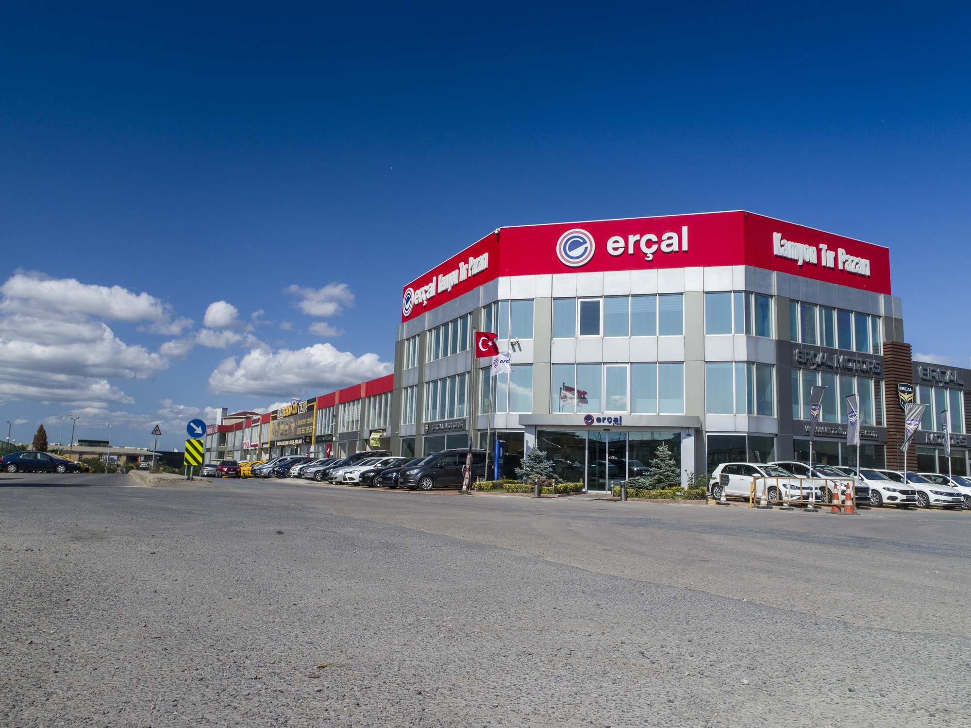ERCAL TRUCKS - Engins de chantier CATERPILLAR 349 - diesel, air conditionné undefined: photos 5
