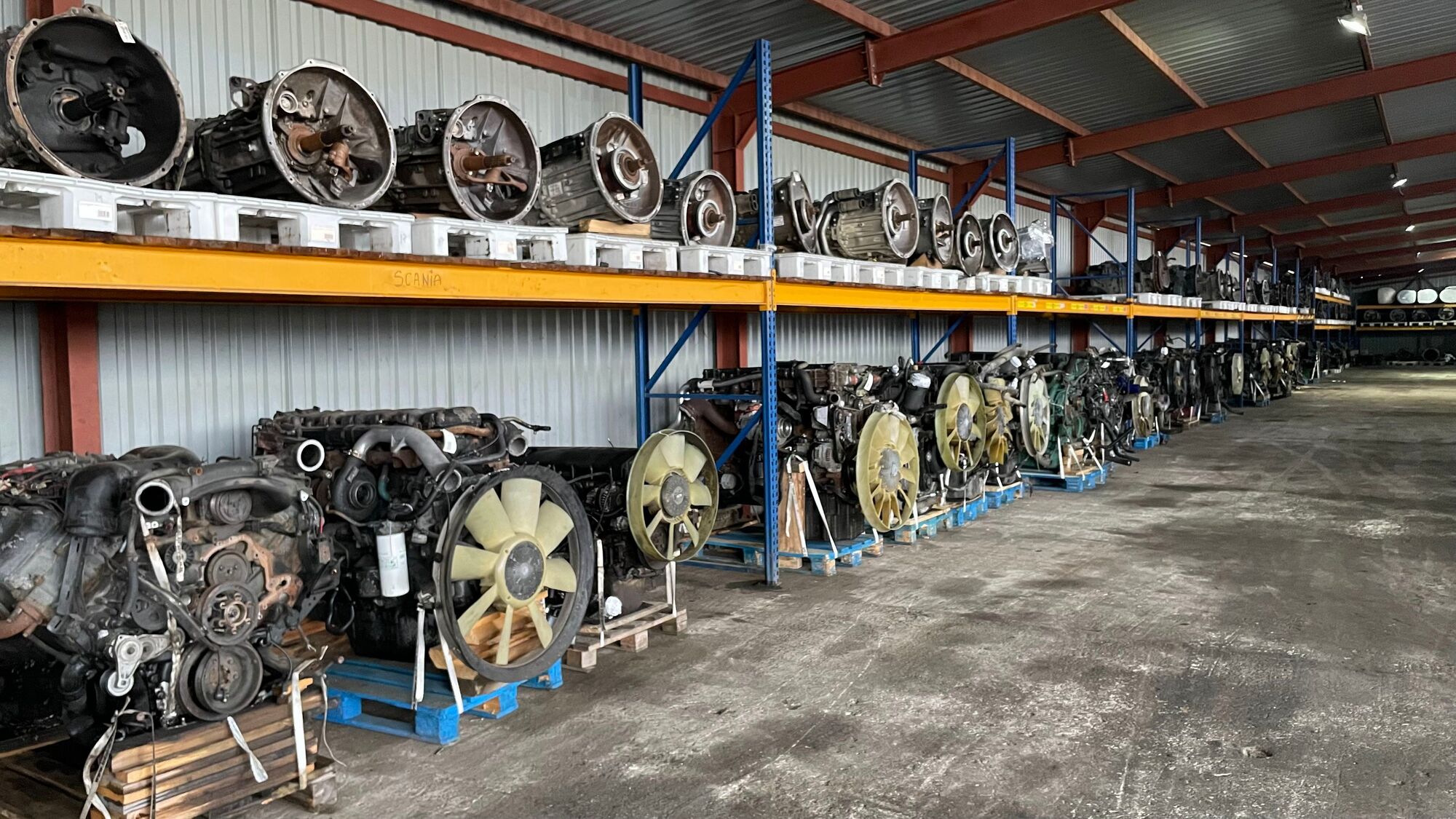 EURO DEZMEMBRARI S.R.L. - Pièces de rechange DAF CF - Année: 2018 undefined: photos 2