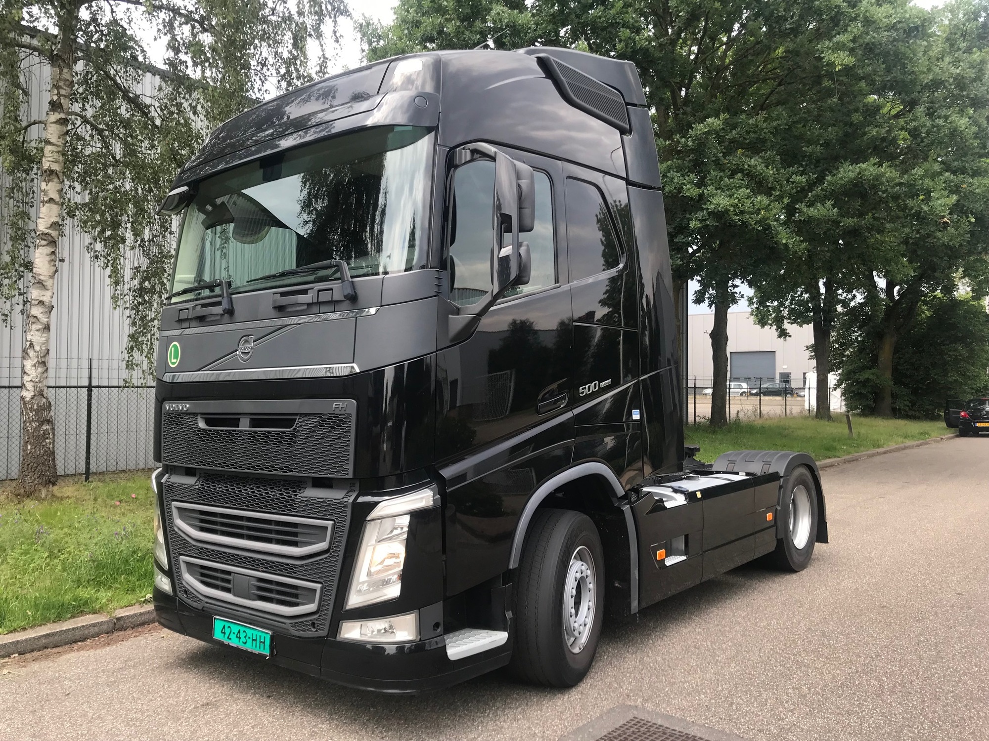 HE TRADING - Annonce de vente undefined: photos 2