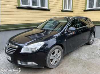Voiture OPEL