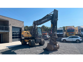 Crédit-bail de  Volvo EW180D 20500 Kg Verstellausleger OilQuick Volvo EW180D 20500 Kg Verstellausleger OilQuick: photos 2