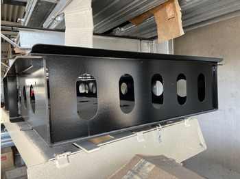 Semi-remorque surbaissé MÜLLER MITTELTAL