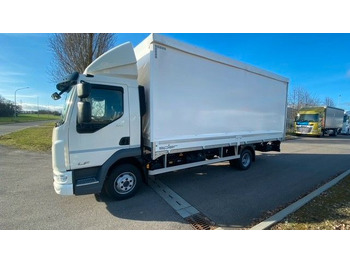 Camion à rideaux coulissants DAF LF 210