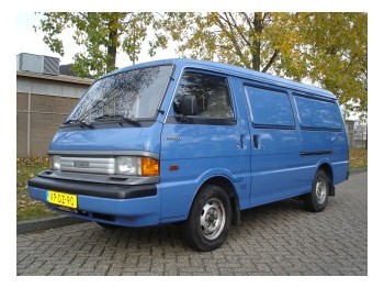 Véhicule utilitaire Mazda E 2200: photos 1