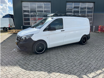 Fourgonnette MERCEDES-BENZ Vito 111