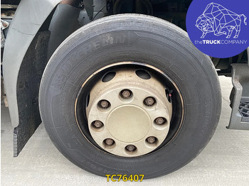 Camion frigorifique Renault D 210: photos 3