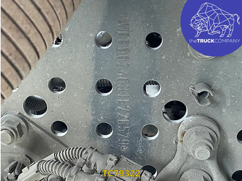 Tracteur routier Mercedes-Benz Actros 1842: photos 3