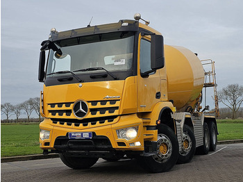 Camion malaxeur LIEBHERR