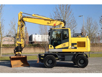 Crédit-bail de Komatsu PW160-11 | ENGCON TILTROTATOR | BUCKET | TRAILER HYDR. Komatsu PW160-11 | ENGCON TILTROTATOR | BUCKET | TRAILER HYDR.: photos 1
