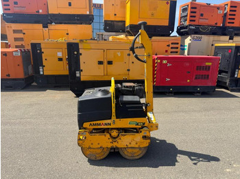 Mini compacteur AMMANN