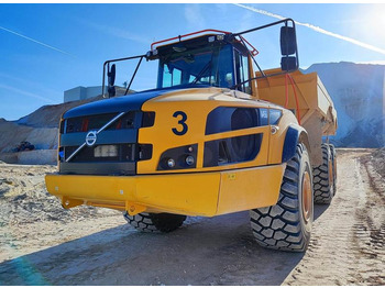 Tombereau articulé VOLVO A45