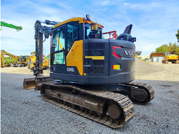Pelle sur chenille VOLVO ECR145EL