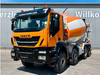 Camion malaxeur LIEBHERR