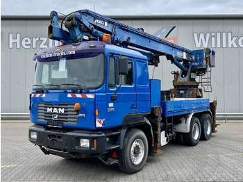 Camion grue MAN 27.464