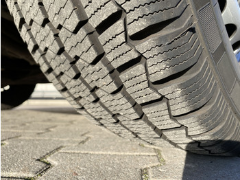 Fourgon utilitaire MAN TGE 3.140 4x2: photos 3