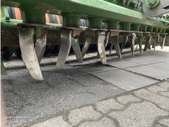 Crédit-bail de Amazone KE 3002-190 / AD 3000 Super Amazone KE 3002-190 / AD 3000 Super: photos 4 Crédit-bail de Amazone KE 3002-190 / AD 3000 Super Amazone KE 3002-190 / AD 3000 Super: photos 4