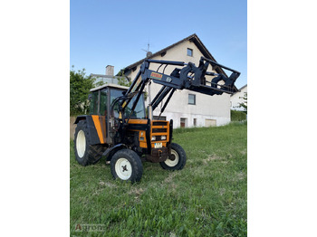 Tracteur agricole RENAULT