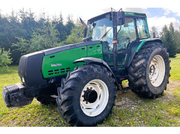 Tracteur agricole VALTRA 8450