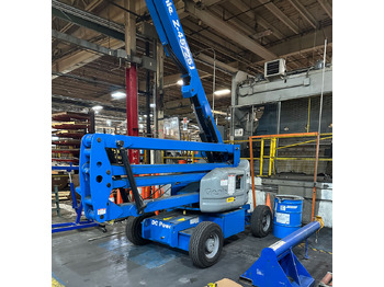 Chargeuse sur pneus télescopique GENIE Z45/25