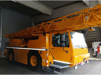 Grue mobile LIEBHERR LTM 1030-2.1