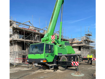 Grue mobile LIEBHERR LTM 1040-2.1