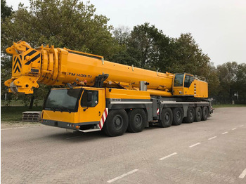Grue mobile LIEBHERR