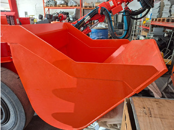 Machine d'exploitation minière Sandvik LH202: photos 4