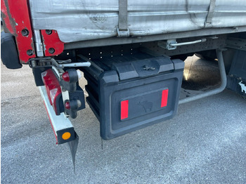 Semi-remorque rideaux coulissants Schmitz Cargobull SCB-S3T EN 12642-XL / Allu borden / disc brakes / 2 x toolbox / tuf 4-2026: photos 5 Semi-remorque rideaux coulissants Schmitz Cargobull SCB-S3T EN 12642-XL / Allu borden / disc brakes / 2 x toolbox / tuf 4-2026: photos 5