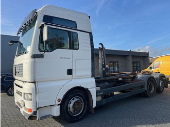 Camion porte-conteneur/ Caisse mobile MAN TGA 26.440