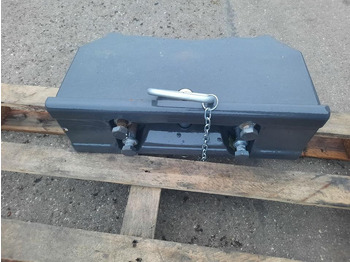 Crédit-bail de  Front Gewicht Claas Schlepper Front Gewicht Claas Schlepper: photos 1