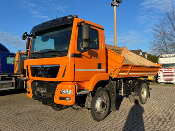 Camion benne MAN TGM