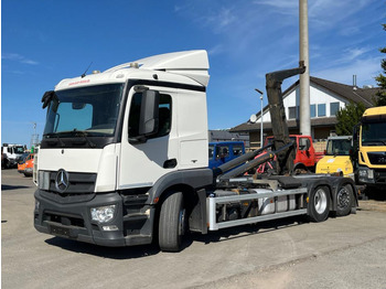 Camion ampliroll MERCEDES-BENZ Actros 2543