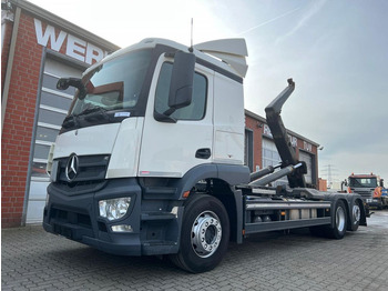 Camion ampliroll MERCEDES-BENZ Actros 2543