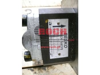 Valve hydraulique 31WD-30200 + 31WC-10200 A1326: photos 2