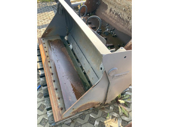 Crédit-bail de  Volvo Klappschaufel mit Messer TPZ Volvo Klappschaufel mit Messer TPZ: photos 4