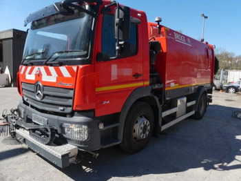 Balayeuse de voirie Mercedes-Benz Atego 1324 4x2 Kehrmaschine BROCK HD Anlage: photos 2