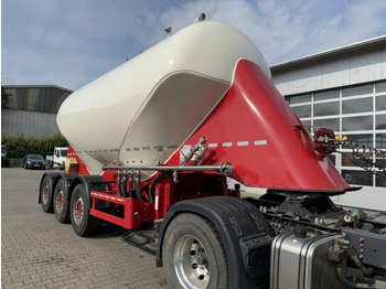 Citerne pulvérulente