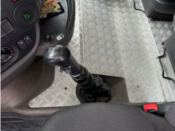 Camion plateau DAF XF 410 FA 4x2 XF 410 FA 4x2, Fahrschule, 2x AHK, 6 Sitze: photos 3