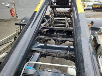 Camion ampliroll Iveco EuroCargo ML120E22 4x2 EuroCargo ML120E22 4x2, City-Abroller: photos 3 Camion ampliroll Iveco EuroCargo ML120E22 4x2 EuroCargo ML120E22 4x2, City-Abroller: photos 3