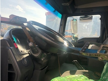 Camion à rideaux coulissants MAN TGL 8.210 BL 4x2 TGL 8.210 BL 4x2 mit LBW, Motorschaden!: photos 5 Camion à rideaux coulissants MAN TGL 8.210 BL 4x2 TGL 8.210 BL 4x2 mit LBW, Motorschaden!: photos 5