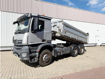Camion benne MERCEDES-BENZ Arocs 2643