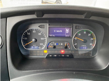 Camion grue, Camion plateau Mercedes-Benz Axor 1833 L 4x2 Axor 1833 L 4x2 mit Heckkran Hiab XS 133 K-2: photos 3