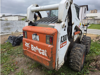 Mini chargeuse BOBCAT A300: photos 4 Mini chargeuse BOBCAT A300: photos 4